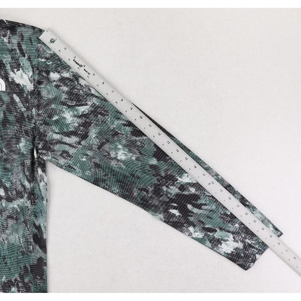 The North Face‎ 24/7 1/4 Zip Tee Pullover Mens Medium Green Camo Lightweight NWT